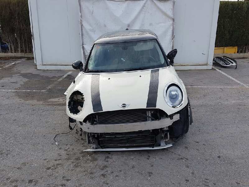 MINI Cooper R56 (2006-2015) Andra kroppsdelar PARAGOLPES 18713309