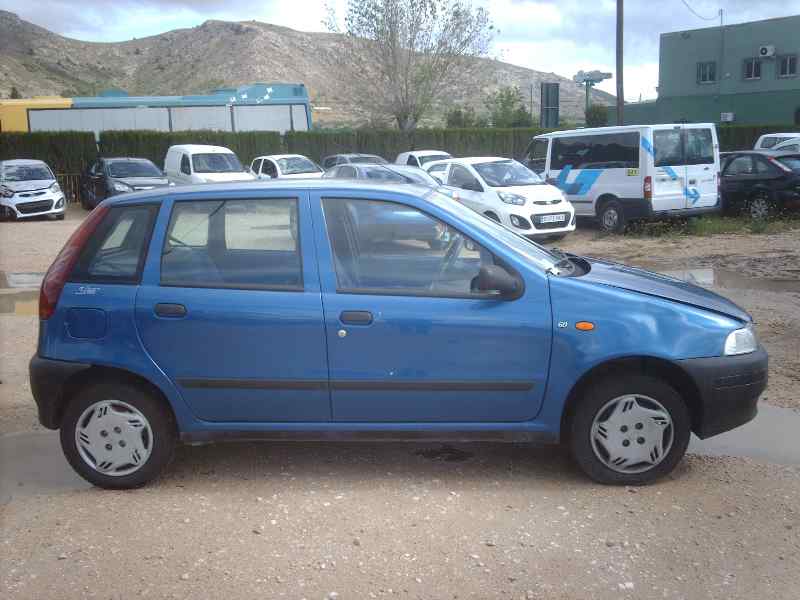 FIAT Punto 1 generation (1993-1999) Bal első irányjelző BLANCO 20590954