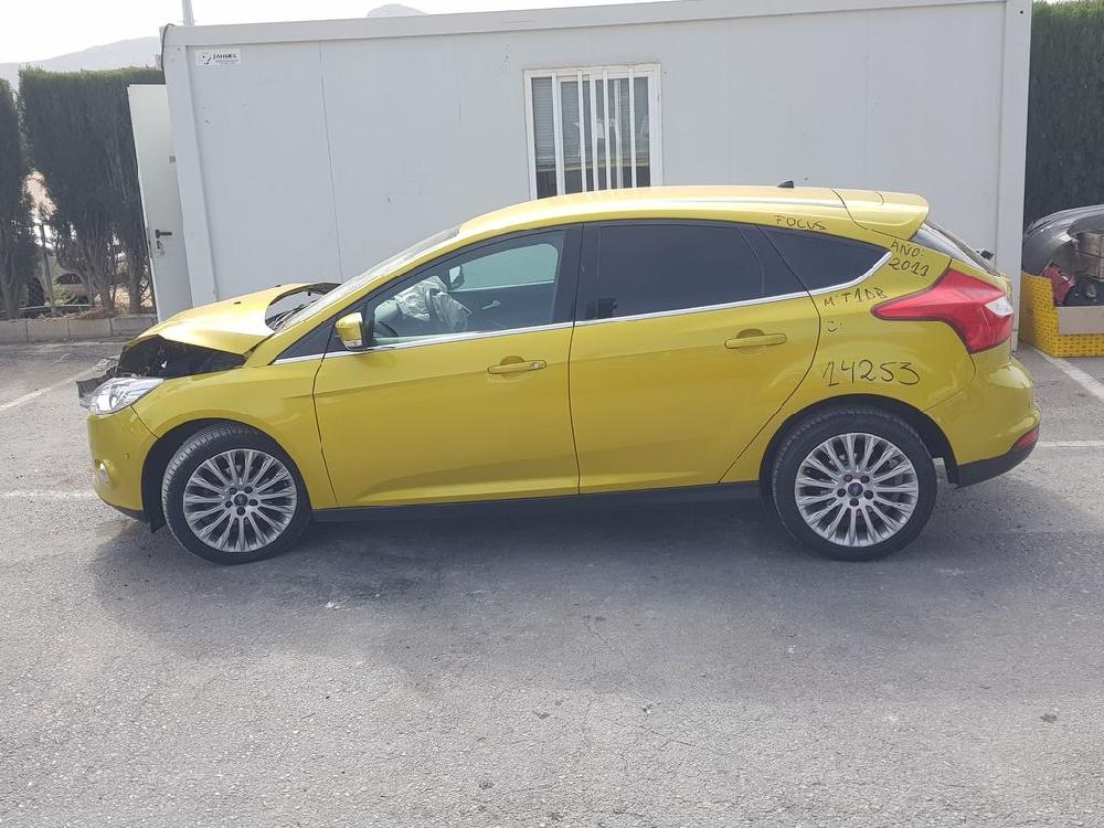 FORD Focus 3 generation (2011-2020) Левая противотуманка переднего бампера 2N1115201AB,89204894 23623149