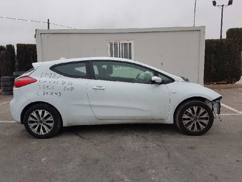 HONDA Cee'd 2 generation (2012-2018) Полуось передняя правая 49501A6300 21646995