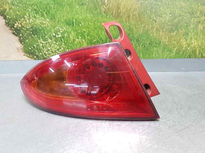 SEAT Leon 2 generation (2005-2012) Rear Left Taillight TOCADOVERFOTOS 18621142