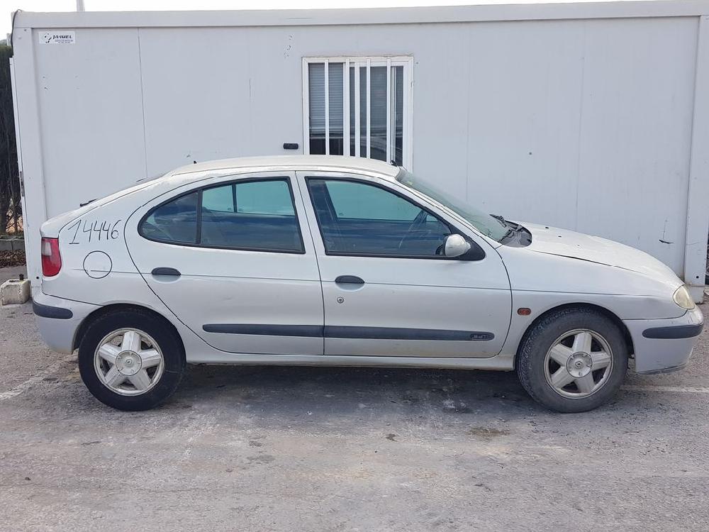 RENAULT Megane 1 generation (1995-2003) Váltóáramú generátor 7700431943,2542326B 23631929