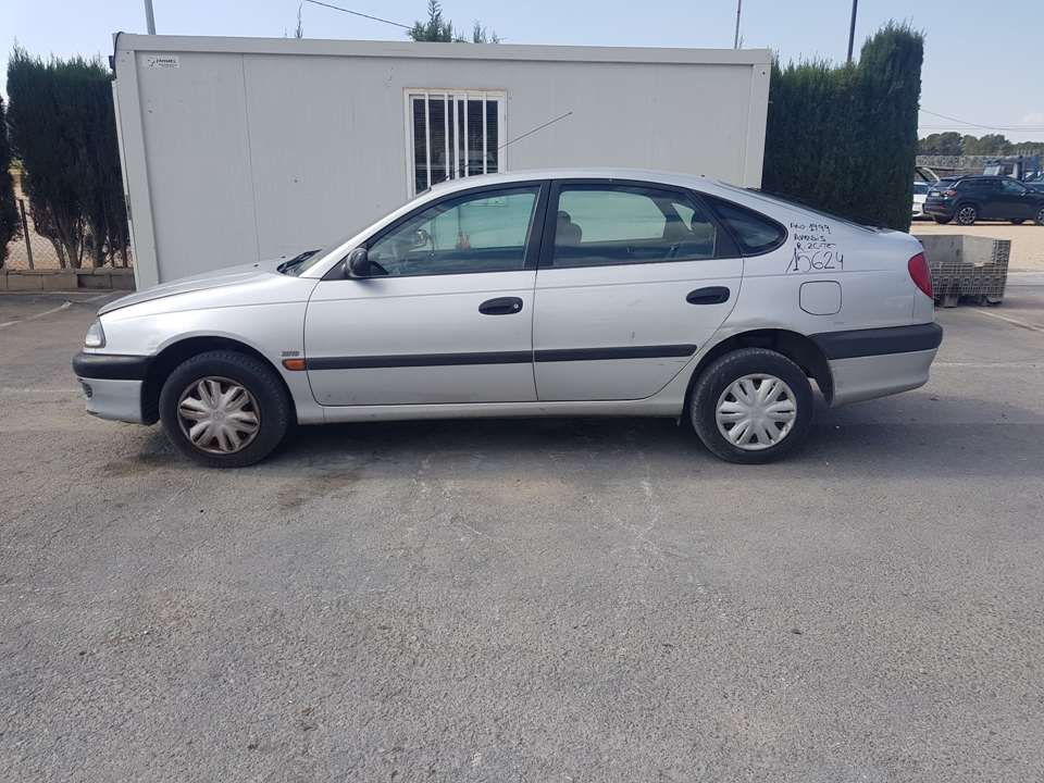 FIAT Avensis 1 generation (1997-2003) Etulasien pyyhkimen mekanismi 8511005040 25196209