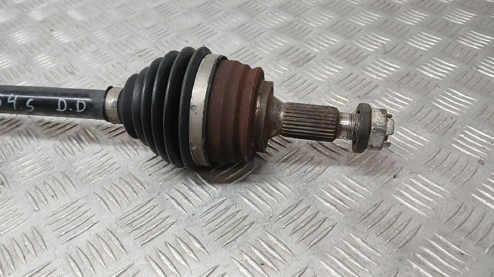 Antriebswelle vorne rechts YH01 9809527980 de Peugeot Rifter 2018-0 131 CV - pieza usada