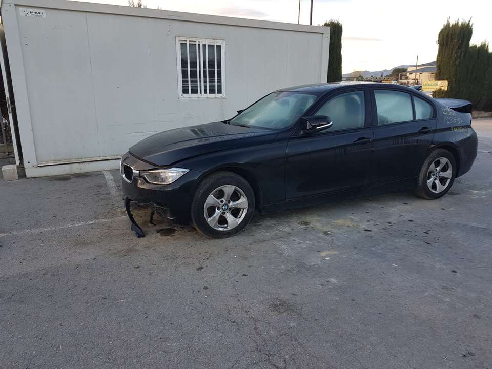 BMW 3 Series F30/F31 (2011-2020) Calandre DERECHA 24105361