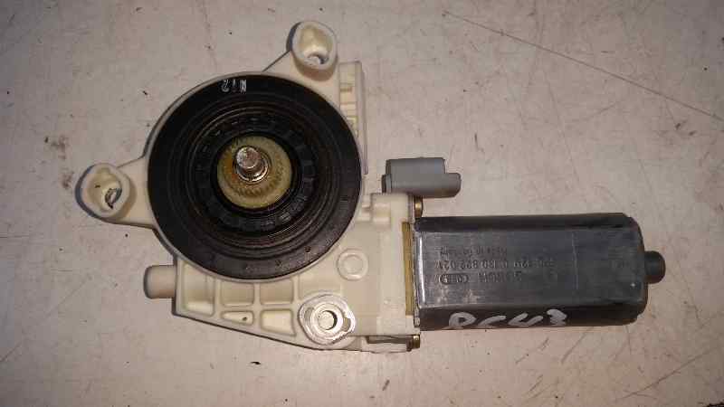 MITSUBISHI 307 1 generation (2001-2008) Front Right Door Window Control Motor 2PINS 18485631