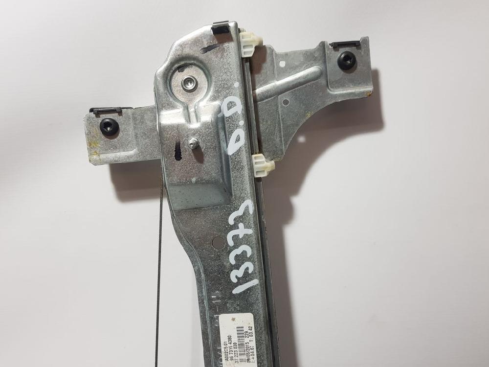 PEUGEOT 208 Peugeot 208 (2012-2015) Front Right Door Window Regulator 9673154380, A002C501 18694540