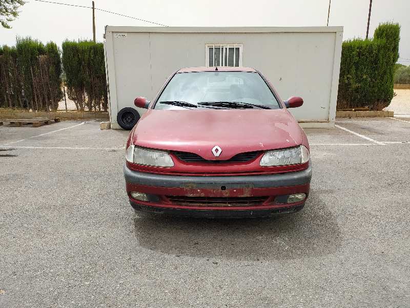 RENAULT Laguna 1 generation (1993-2001) Priekinis dešinys sparno posūkio žibintas (posūkis) TOCADO 18692300