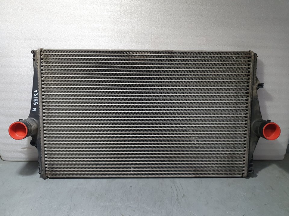 VOLVO S60 1 generation (2000-2009) Radiateur de refroidisseur intermédiaire 8649471A 20140728