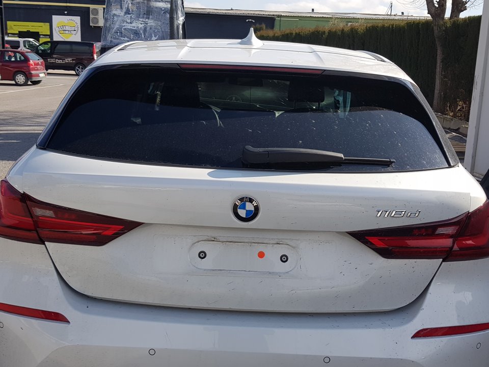 BMW 1 Series F40 (2019-2024) Крышка багажника 24549806