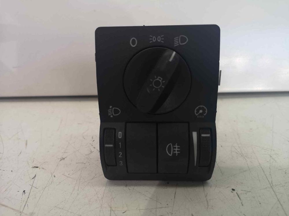 RENAULT Corsa C (2000-2006) Headlight Switch Control Unit 18387984