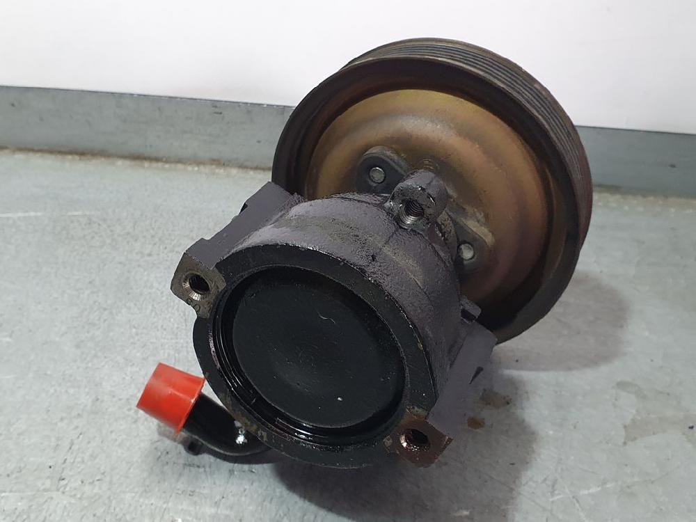 NISSAN 156 932 (1997-2007) Power Steering Pump SINREFERENCIA 23815873