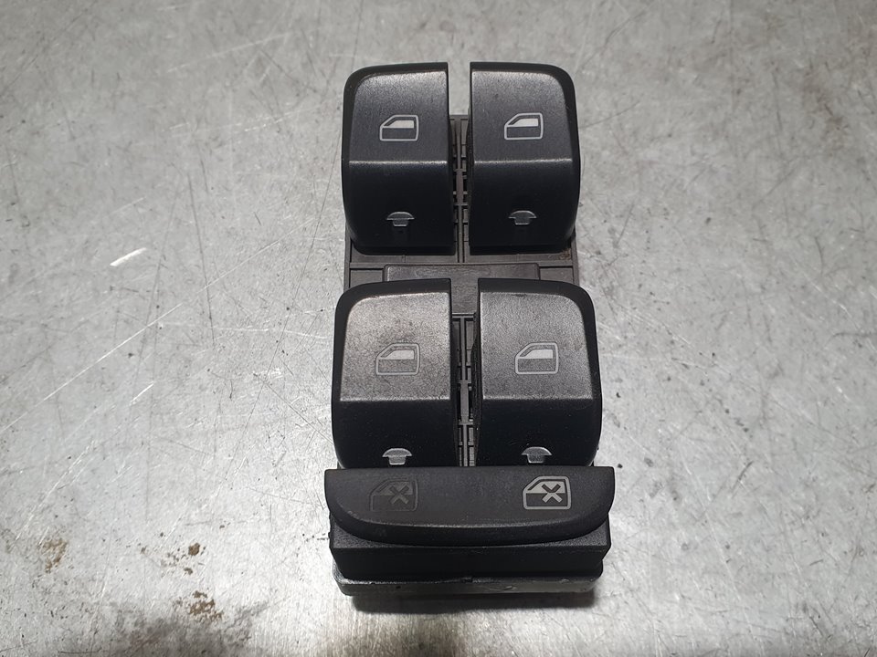 AUDI A4 B8/8K (2011-2016) Priekinių kairių durų langų pakėlimo mygtukai 8K0959851D 23851224