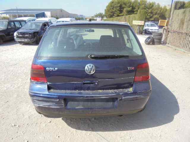 VOLKSWAGEN Bora 1 generation (1998-2005) Охлаждающий радиатор 1J0121253AD,PATASROTAS 23712988