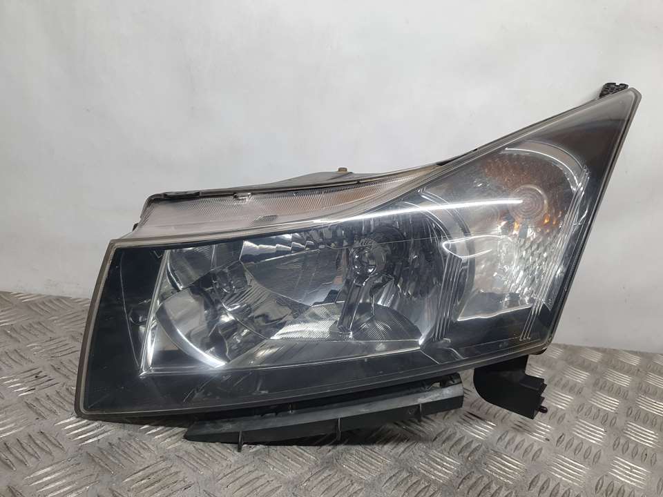 CHEVROLET Cruze 1 generation (2009-2015) Front Left Headlight SINREF 22908692