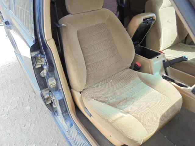 JEEP Grand Cherokee 1 generation (ZJ)  (1996-1999) Пряжка ремня безопасности переднего правого сиденья 24006161