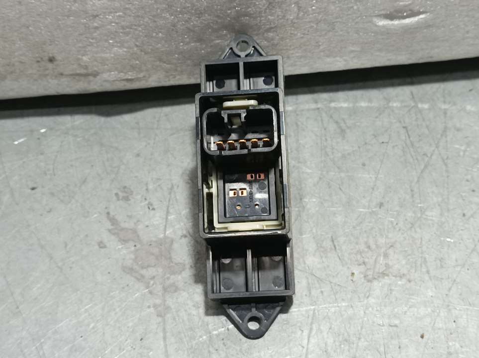 MITSUBISHI ASX 1 generation (2010-2020) Front Right Door Window Switch MR587944 22790866