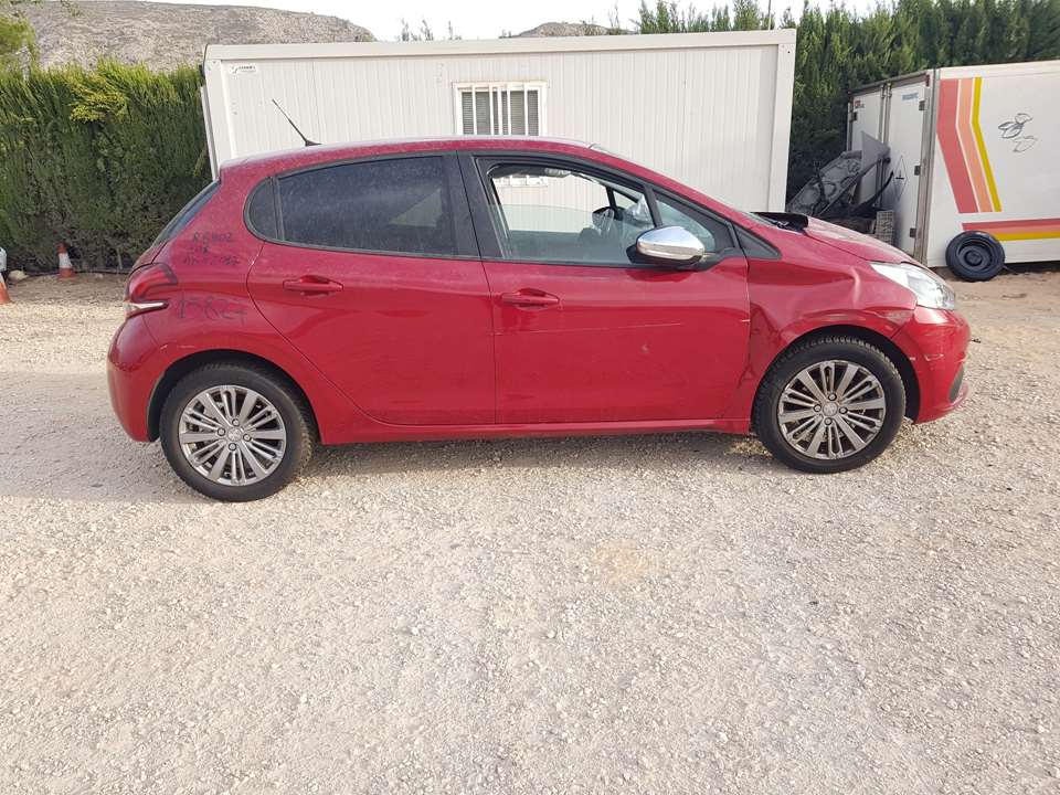 PEUGEOT 208 Peugeot 208 (2012-2015) Стартер 5802AE 26536264