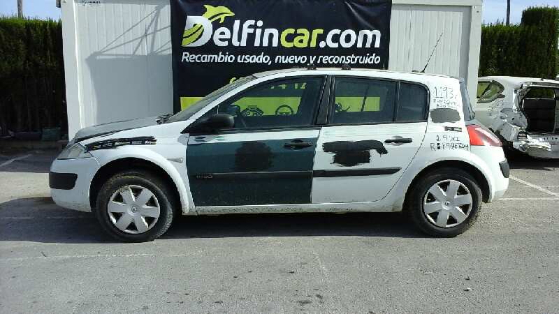 RENAULT Megane 2 generation (2002-2012) Форсунка 8200389369, 0445110230 18623798