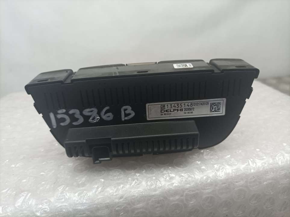 OPEL Astra J (2009-2020) Climate  Control Unit 13435148,28395672 23467143