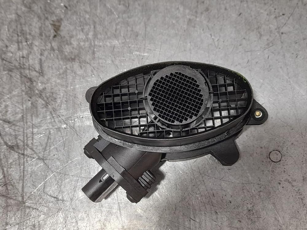 RENAULT 3 Series E46 (1997-2006) Mass Air Flow Sensor MAF 0928400527 18707269