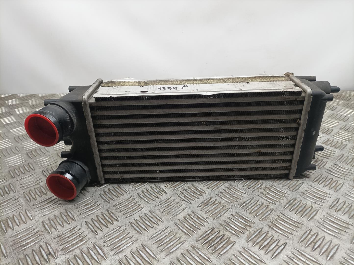 FORD Fiesta 5 generation (2001-2010) Радиатор интеркулера AV219L440AC, T52576A, VALEO 23620194