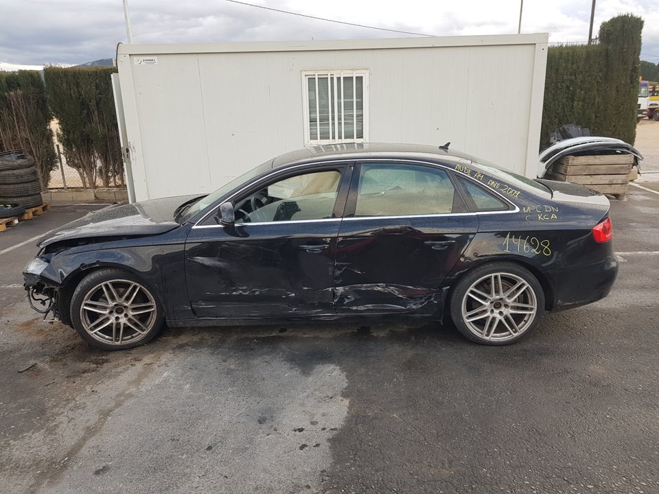 AUDI A4 B8/8K (2011-2016) Musikafspiller med GPS 8T0919603C 23647563