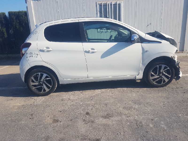 PEUGEOT 108 1 generation (2015-2021) Kapcsolók CAPOTA 23653580