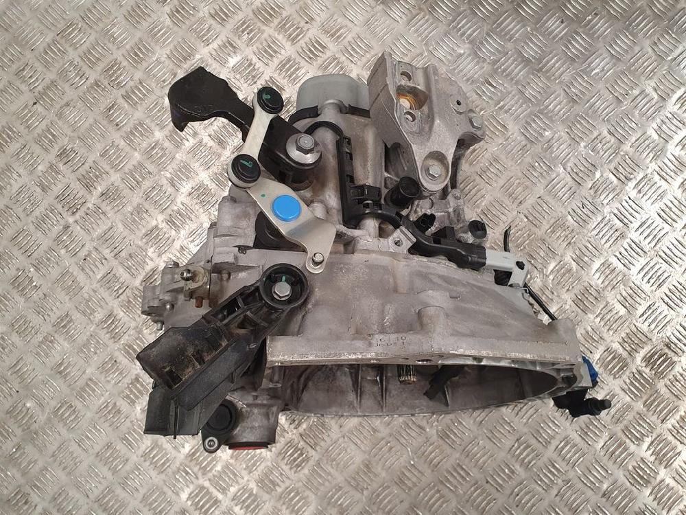 PEUGEOT 208 Peugeot 208 (2012-2015) Gearbox 20A704,1050050 18341498