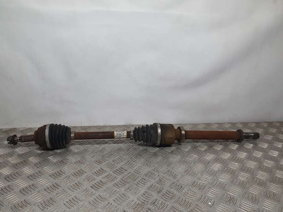 RENAULT Clio 3 generation (2005-2012) Front Right Driveshaft 8200499586 23618475