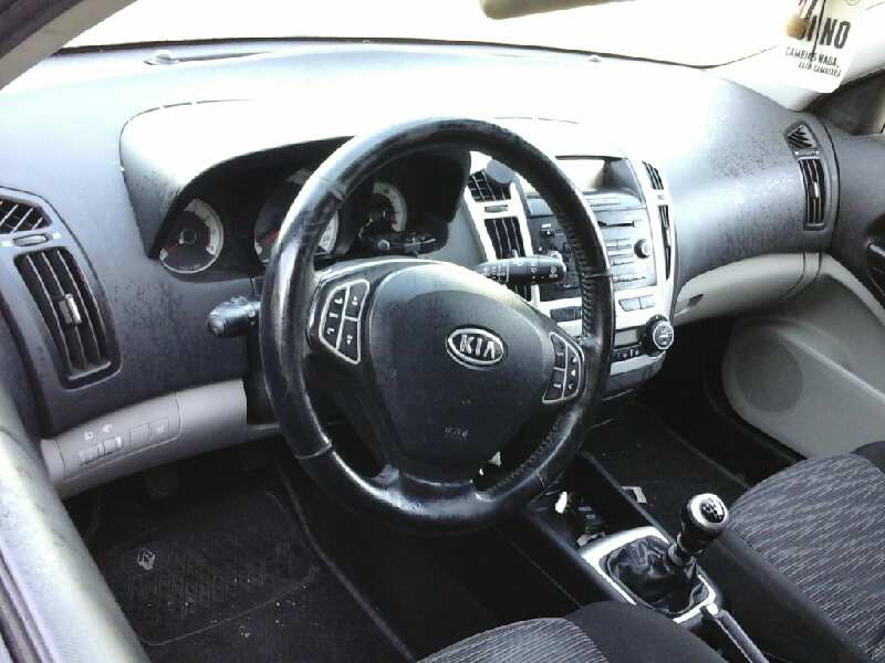 KIA Cee'd 1 generation (2007-2012) Växlar 937001H000 18676015