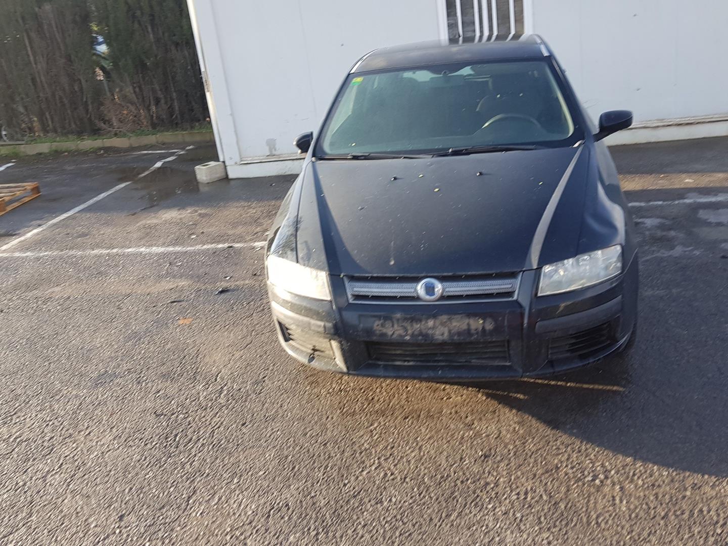 FIAT Stilo 1 generation (2001-2010) Priekšējais labais sēdeklis C/AIRBAG 24003090