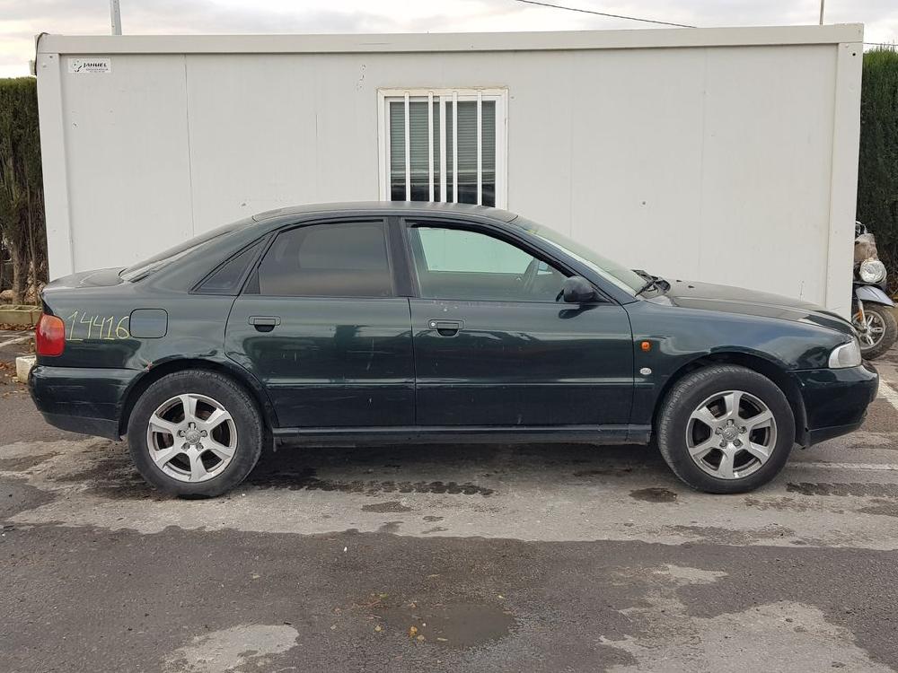 HONDA A4 B5/8D (1994-2001) Охлаждающий радиатор RM1754 23631405