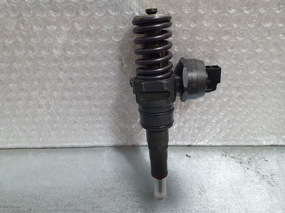 SEAT Leon 2 generation (2005-2012) Fuel Injector 038130073AG, 0414720215 22278325