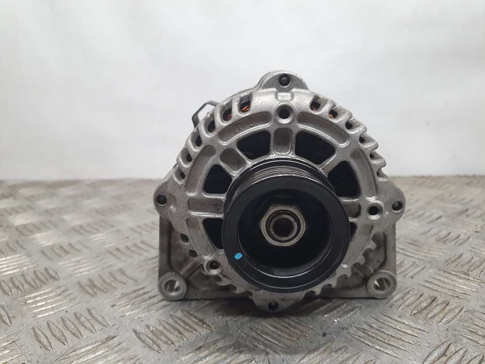 OPEL Astra J (2009-2020) Alternator 13579667 23641326