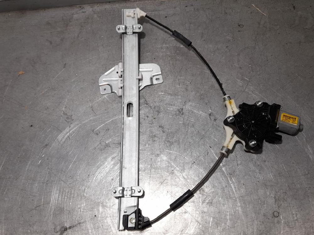 KIA Picanto 2 generation (2011-2017) Front Right Door Window Regulator 824601Y000 22056294