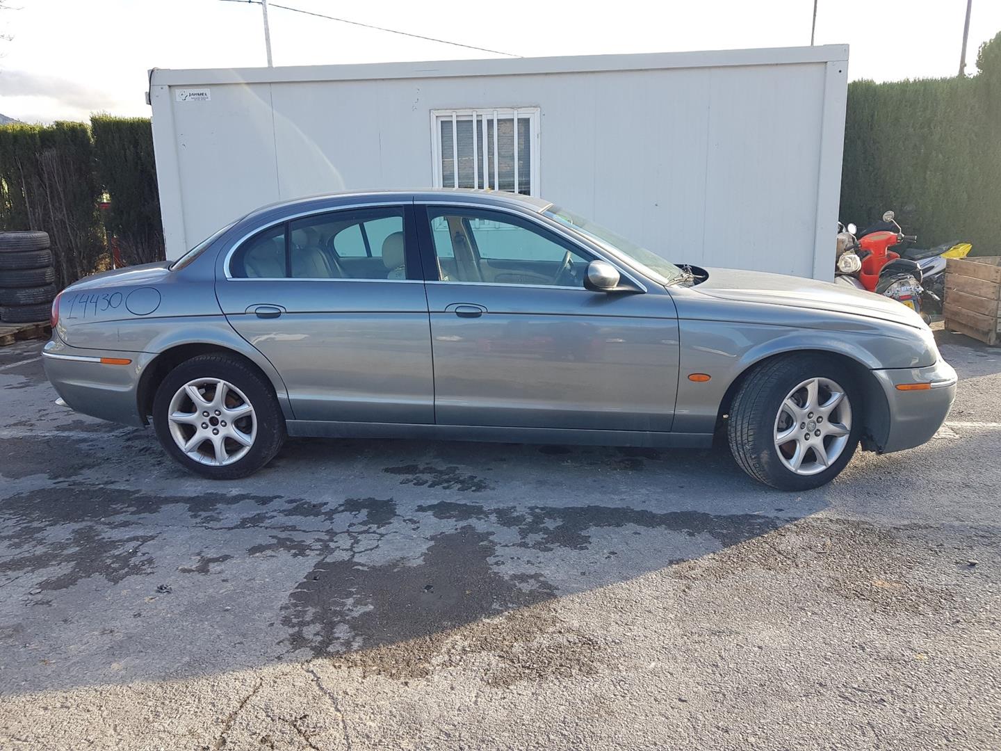 JAGUAR S-Type 1 generation (1999-2008) Oro filtro dėžė 23661420