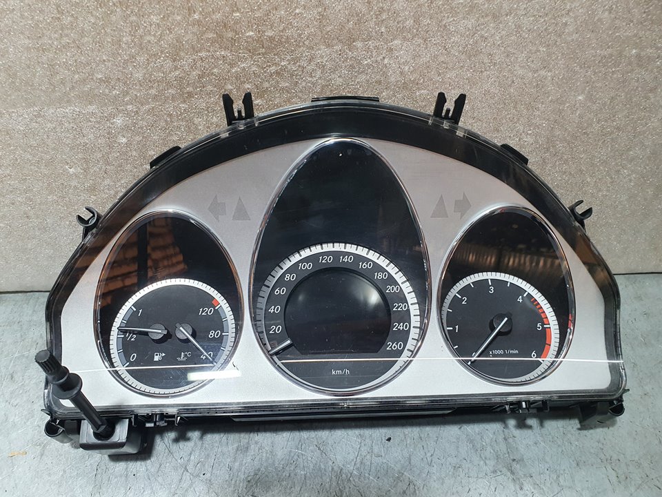 MERCEDES-BENZ C-Class W204/S204/C204 (2004-2015) Speedometer A2049002105,A2C53414742 18721705