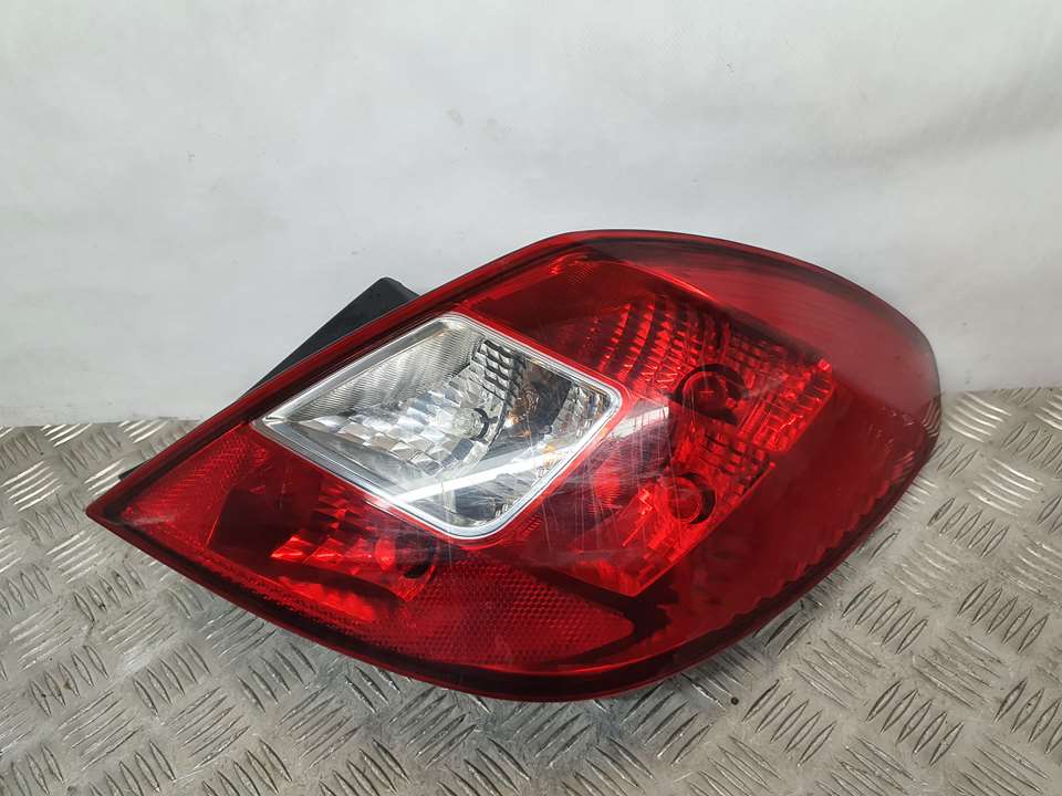 OPEL Corsa D (2006-2020) Rear Right Taillight Lamp 13269051, 89318821, VALEORAYADO 23665568