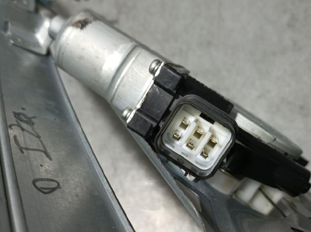 HONDA Civic 8 generation (2005-2012) Priekšējo kreiso durvju logu pacēlājs ELECTRICO6PINS 18701783