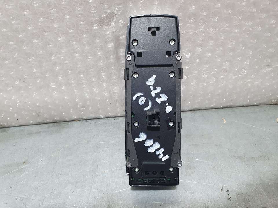 MERCEDES-BENZ GLA-Class X156 (2013-2020) Front Left Door Window Switch A1669054400,LK10021505 22876840