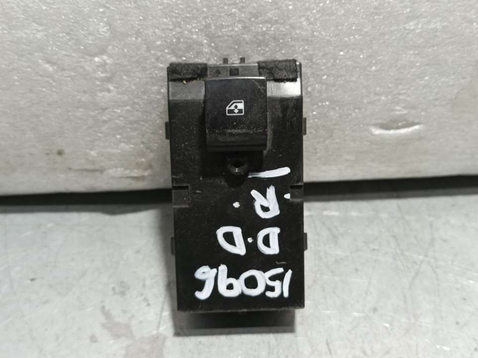 OPEL Zafira C (2012-2016) Front Right Door Window Switch 13301886, 211399 22790870