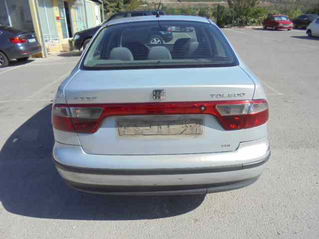 SEAT Toledo 2 generation (1999-2006) Насос гидроусилителя 1J0422154AES, KYB 18588993