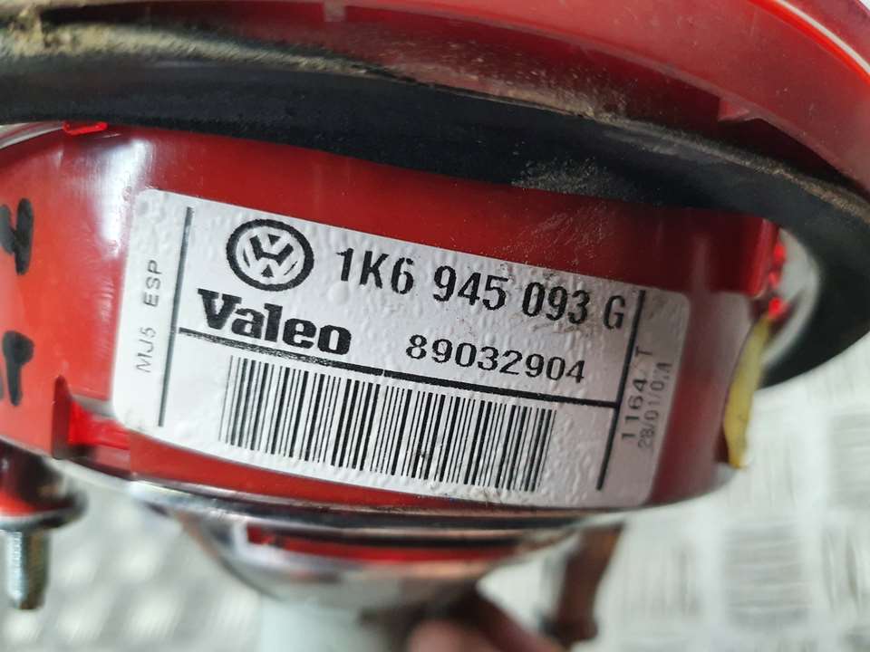 VOLKSWAGEN Golf 5 generation (2003-2009) Venstre baglygte 1K6945093G, 89032904, VALEOINTERIOR 23653846