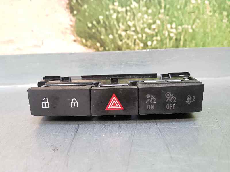 OPEL Astra J (2009-2020) Hazard button 13285122 26491766