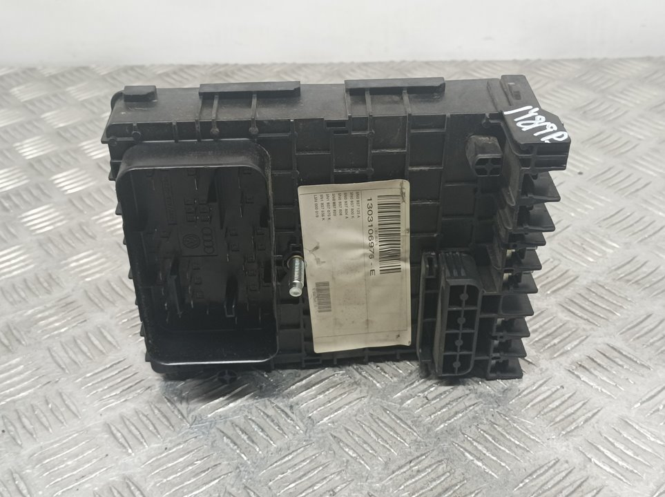 VOLKSWAGEN Tiguan 1 generation (2007-2017) Fuse Box 3C0937125A, 1303106976E 24088832