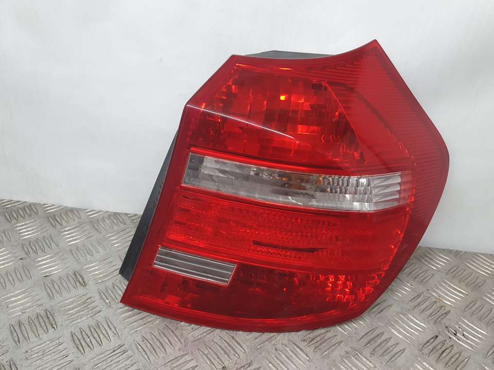 BMW 1 Series E81/E82/E87/E88 (2004-2013) Rear Right Taillight Lamp 716435605, 3013640000 22586998