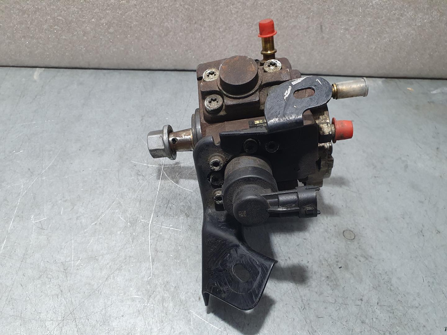 KIA Soul 2 generation (2014-2020) High Pressure Fuel Pump 9683703780, 0445010102 24982731