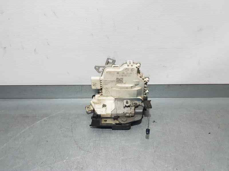 SEAT Toledo 3 generation (2004-2010) Galinių kairių durų spyna 5P0839011C 18659877