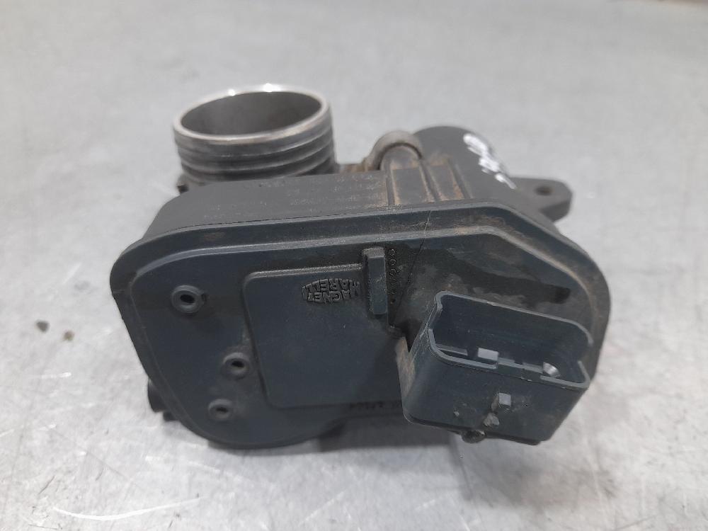 Drosselklappe HM01 9673622300 de Peugeot 2008 i (cu_) 2013-2018 82 CV con 146431 km - pieza usada